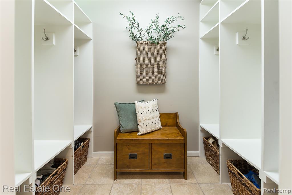 7155 Campbell Mills Court, Brighton, MI 48116 — Photo 19