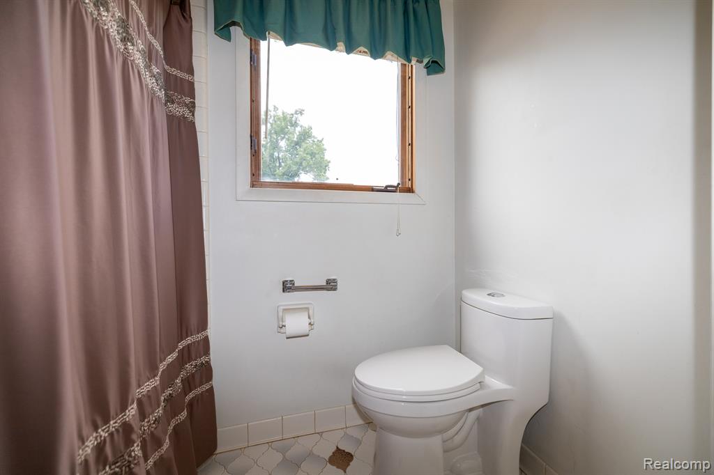 722 Rachelle Street, White Lake, MI — Photo 21