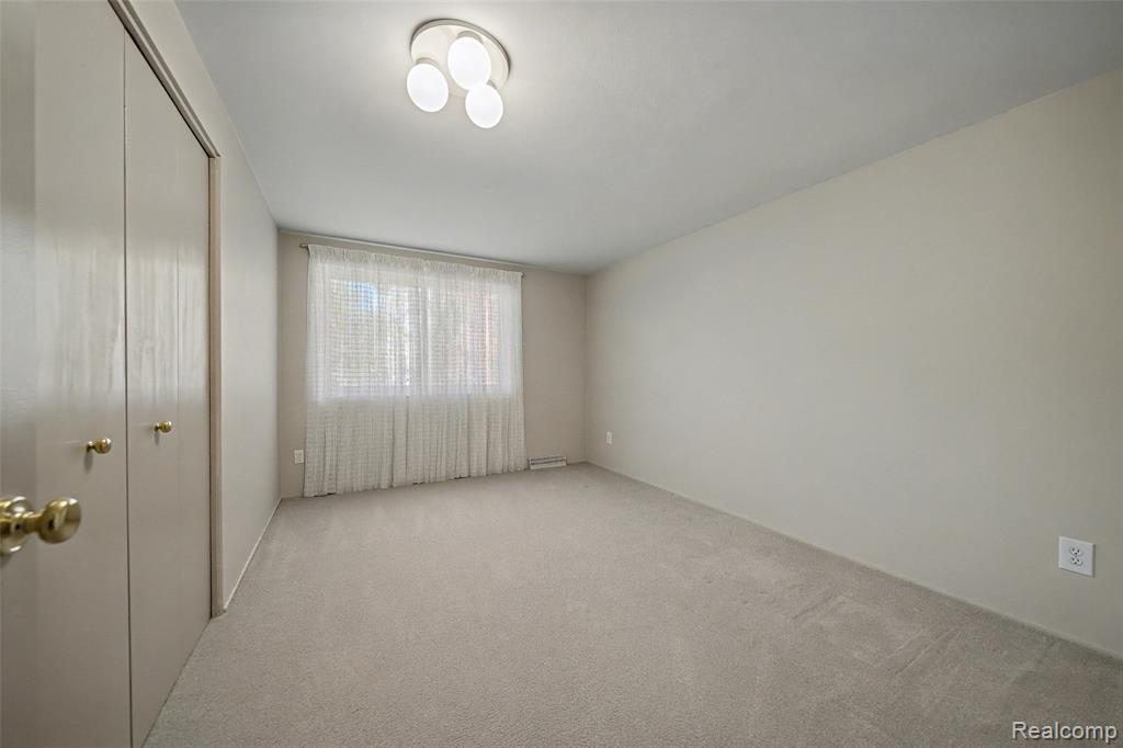5361 Echo Road, Bloomfield Hills, MI 48302 — Photo 27
