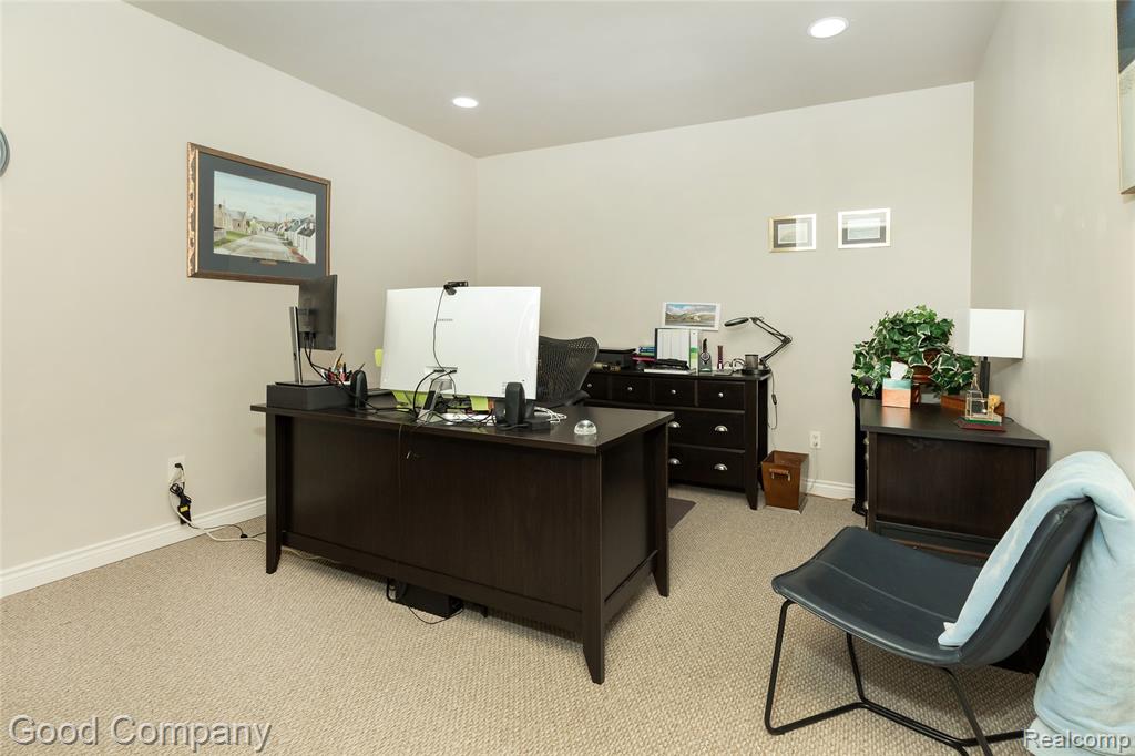 7526 Summer Breeze Trail, Howell, MI 48843 — Photo 34