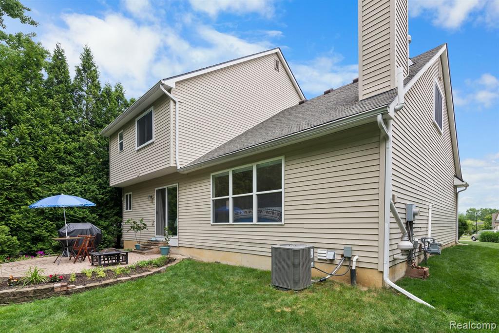 3251 DUNWOODIE Road, Ann Arbor, MI 48105 — Photo 9