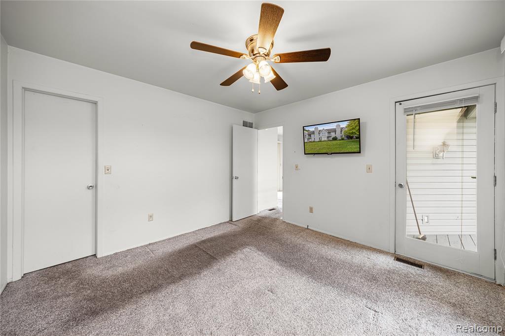 5274 E 14 Mile Road, Warren, MI 48092 — Photo 20