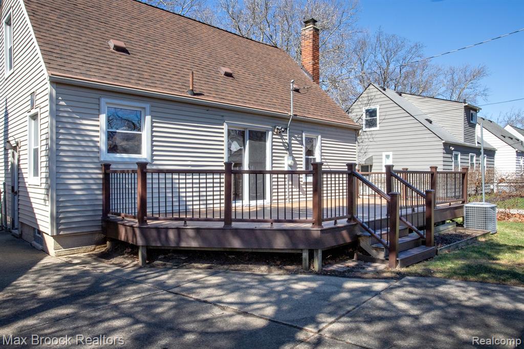 718 Meadowdale Street, Ferndale, MI 48220 — Photo 35