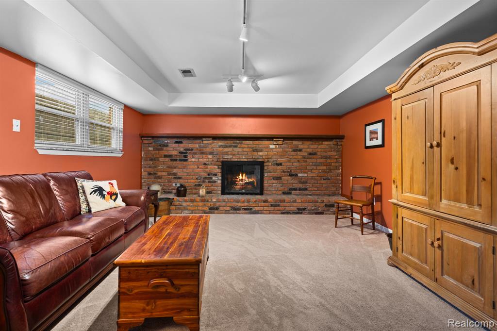 44089 Harsdale Drive, Canton, MI 48187 — Photo 12