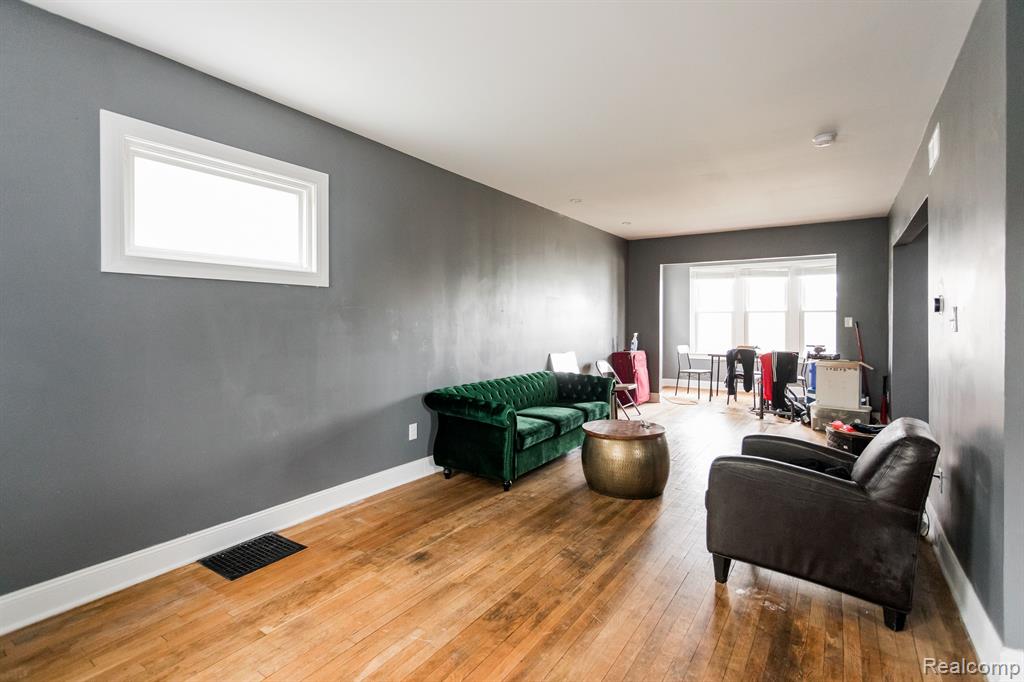 219 Waverly Street, Highland Park, MI 48203 — Photo 7