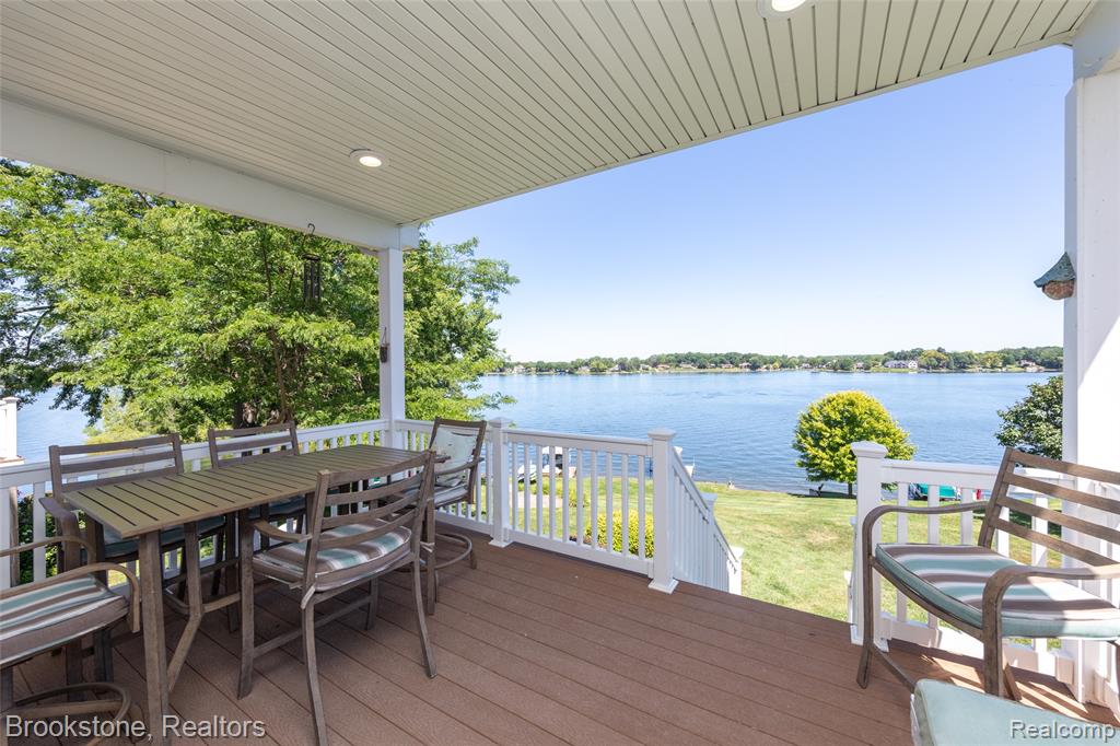 9317 Ridge Road, Goodrich Vlg, MI — Photo 10
