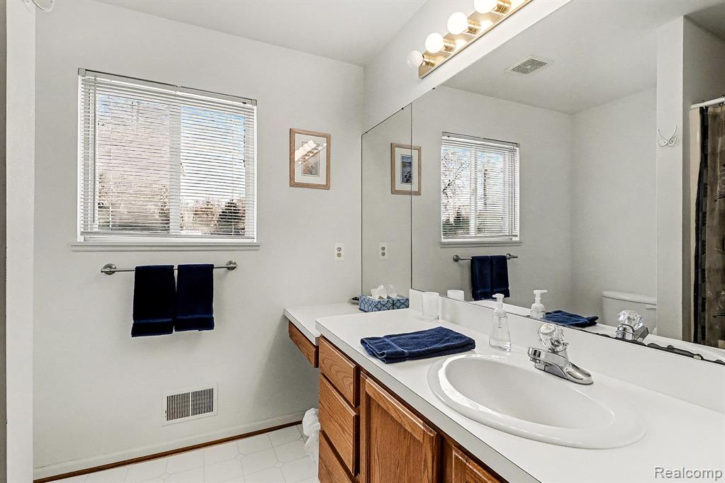 4420 McKeachie Road, White Lake, MI 48383 — Photo 21