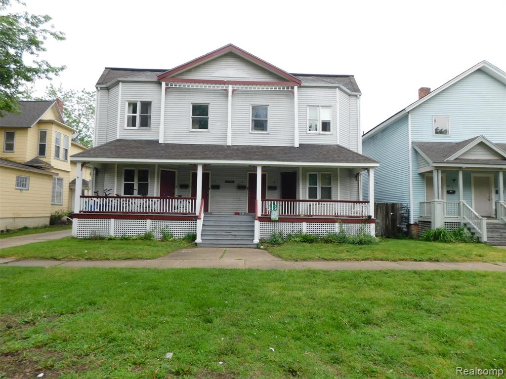 813 Court Street, Port Huron, MI 48060 — front exterior
