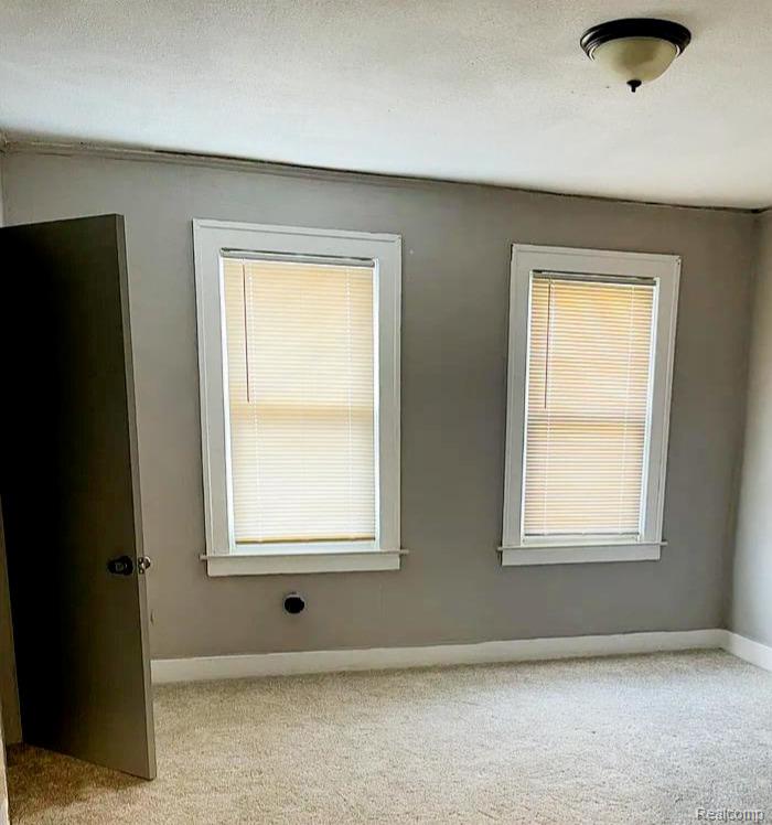 2903 GLENDALE Street, Detroit, MI 48238 — Photo 10