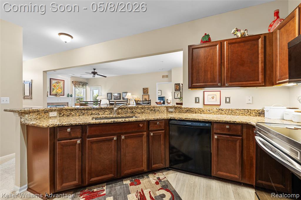 2185 Leighton Drive, Shelby Twp, MI 48317 — Photo 11