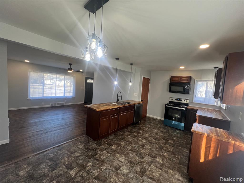 6038 NATCHEZ Drive, Mount Morris, MI 48458 — Photo 19
