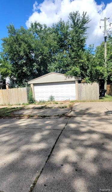 11800 Riad Street - Photo 2