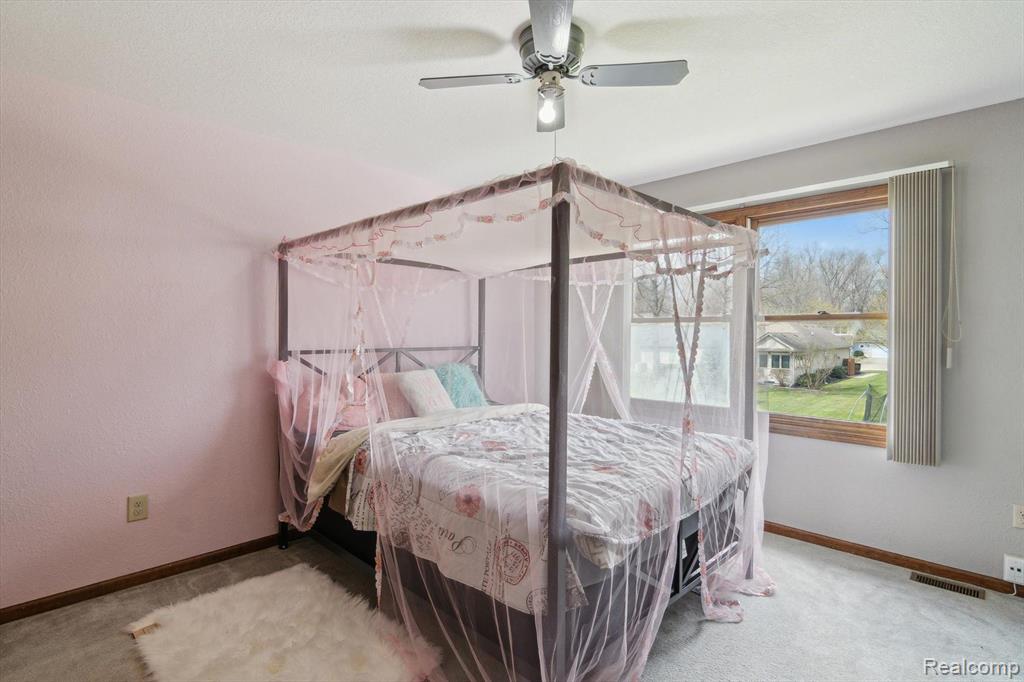 925 DONNALEE Drive, Monroe, MI 48162 — Photo 28