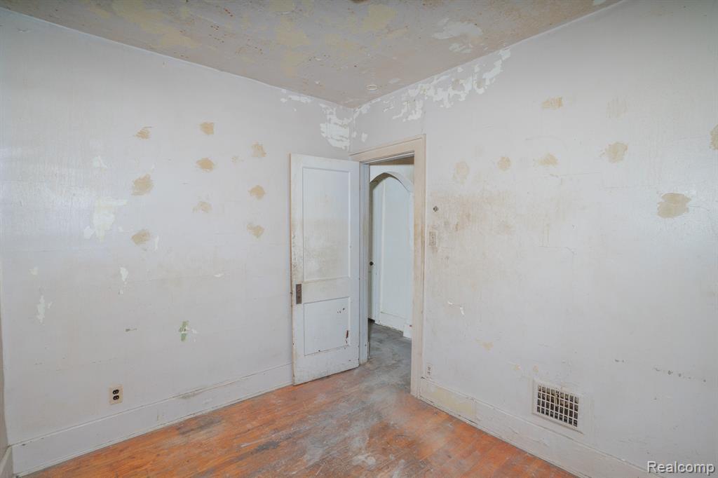 20475 San Juan Drive, Detroit, MI 48221 — Photo 11