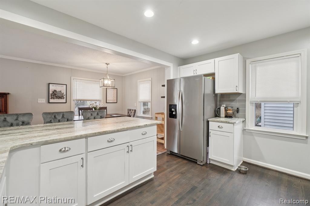 521 W Crane Street, Howell, MI 48843 — Photo 6