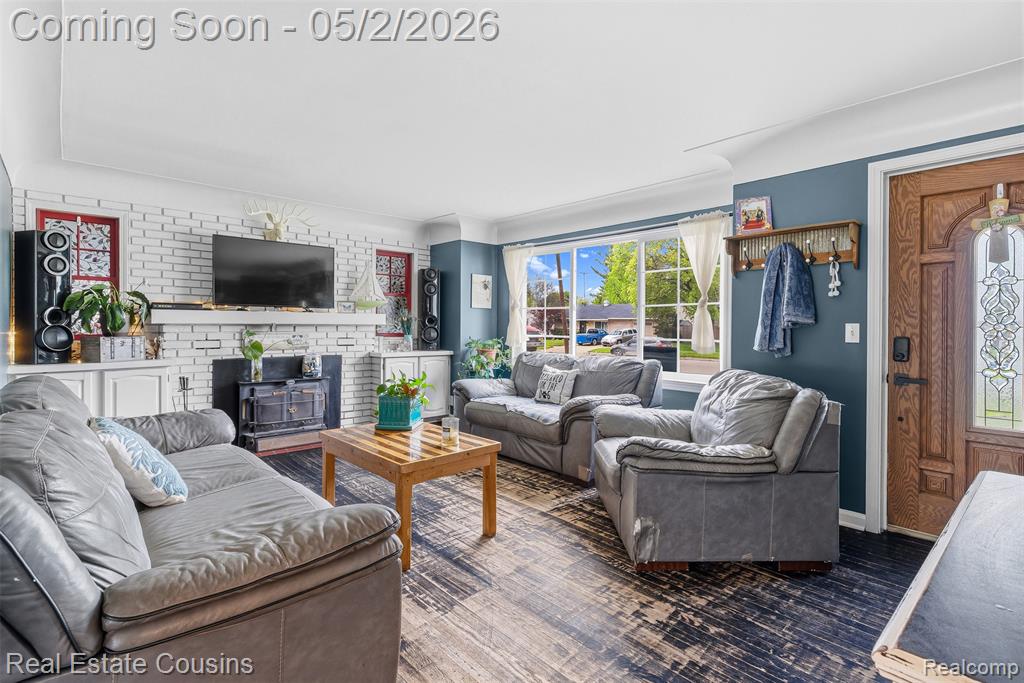 824 E King Street, Owosso, MI 48867 — Photo 9