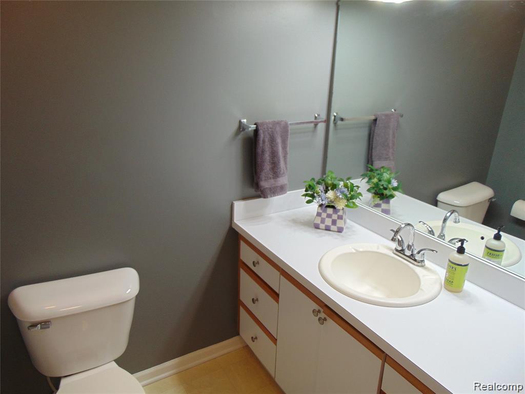 1429 Millbrook Trail, 172, Ann Arbor, MI 48108 — Photo 15