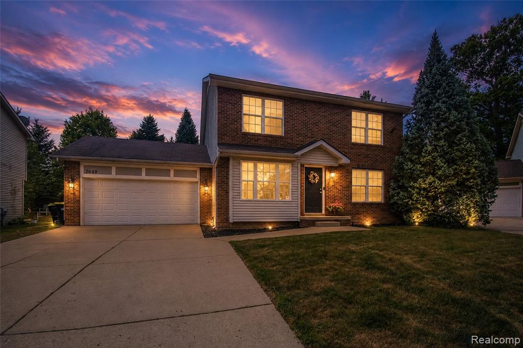 2649 Konrad Ct, Auburn Hills, MI 48326