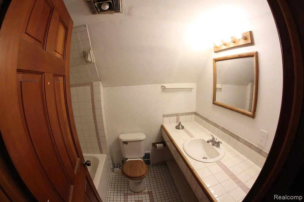 1417 Van Dyke Street, Detroit, MI 48214 — Photo 40