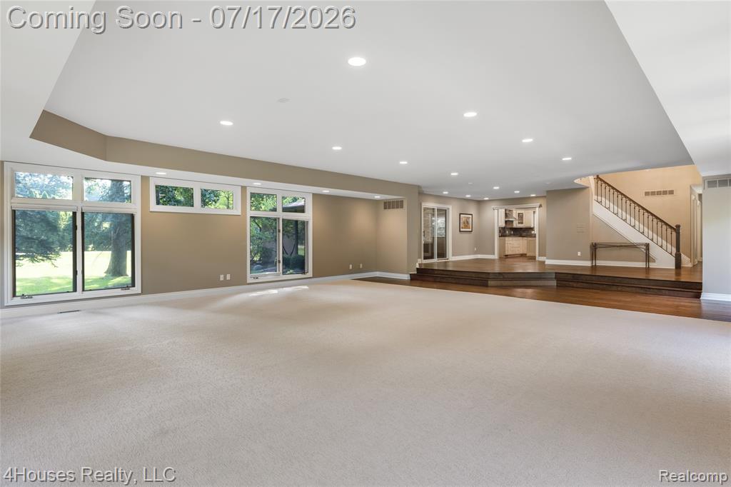5717 Sussex Drive, Troy, MI 48098 — Photo 17