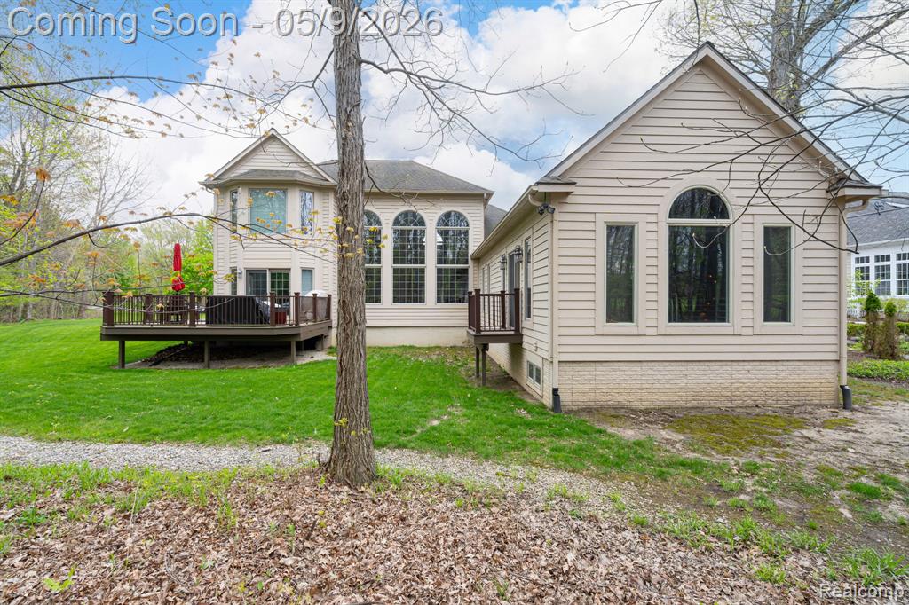 6091 Brookstone Lane, Grand Blanc, MI 48439 — Photo 40