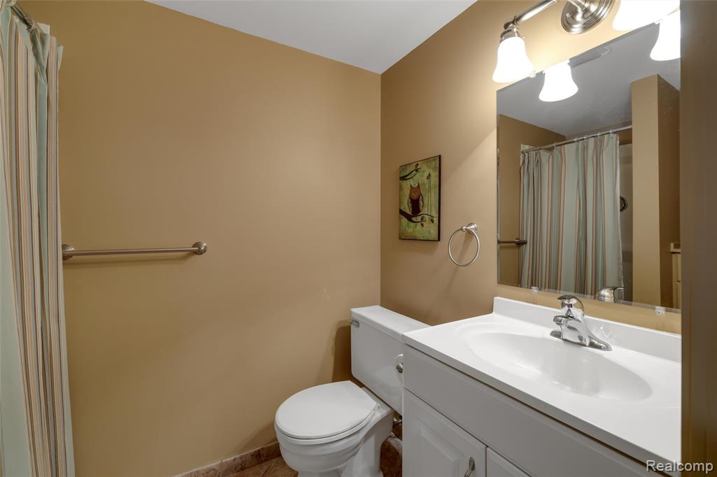 31698 Southview Street, Beverly Hills, MI 48025 — Photo 33