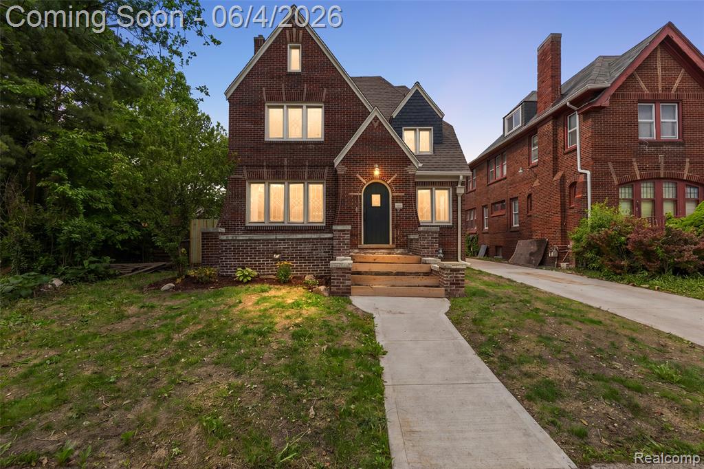 3800 Sturtevant Street - Photo 2