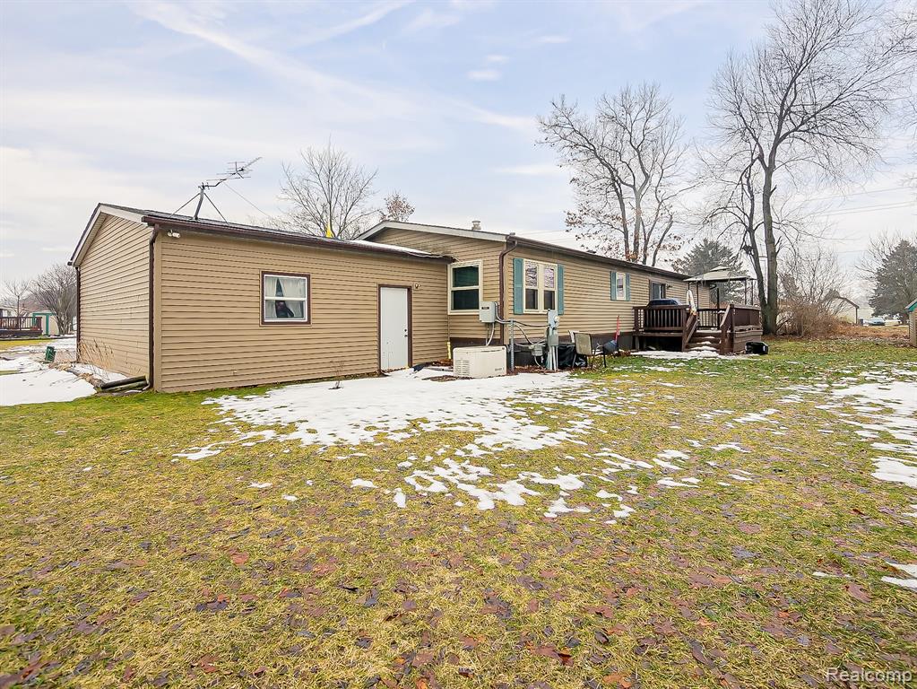 2015 Plum Street, Clarkston, MI 48348 — Photo 6