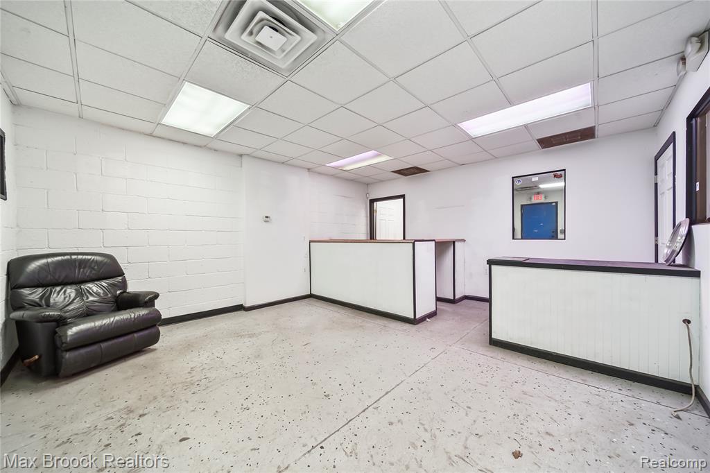 105 S Ortonville Road, Ortonville, MI 48462 — Photo 5