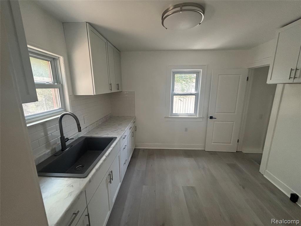 910 Spence Street, Pontiac, MI 48340 — Photo 9
