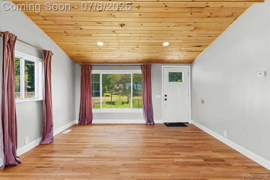 5698 McGrandy Road, Bridgeport, MI 48722 — Photo 12
