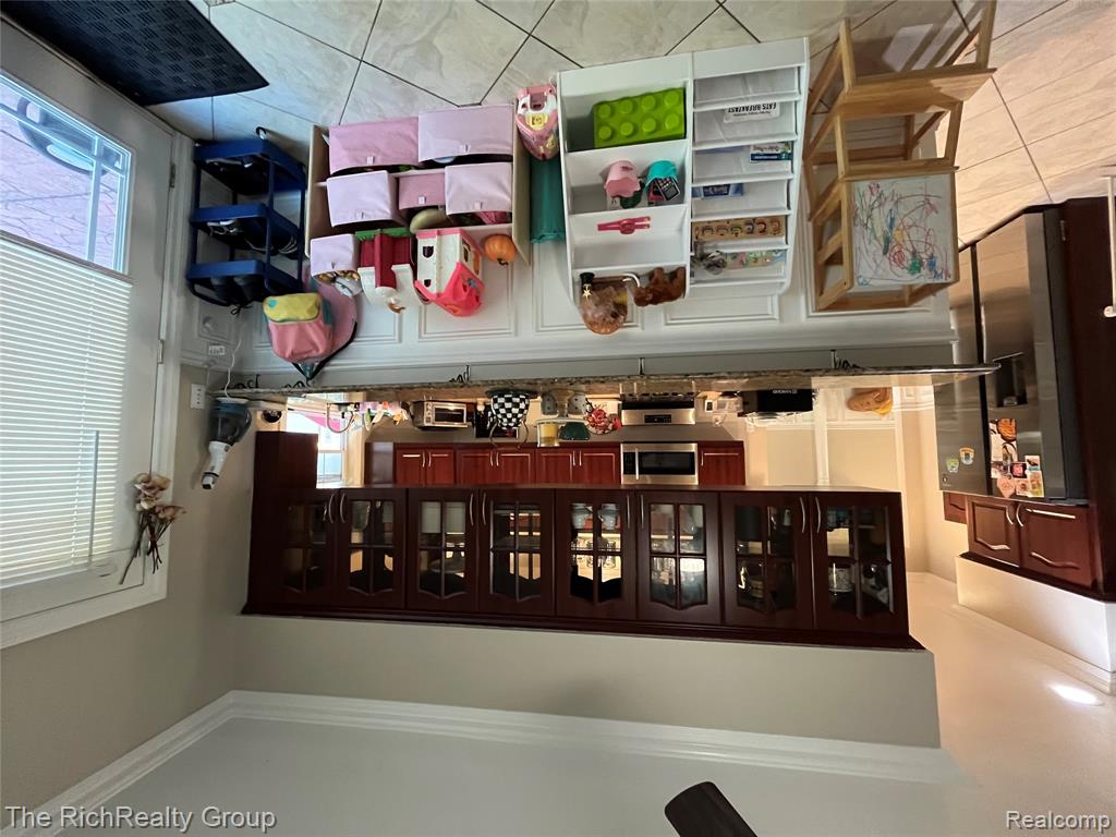 5373 Katherine Street, Dearborn Heights, MI 48125 — Photo 14