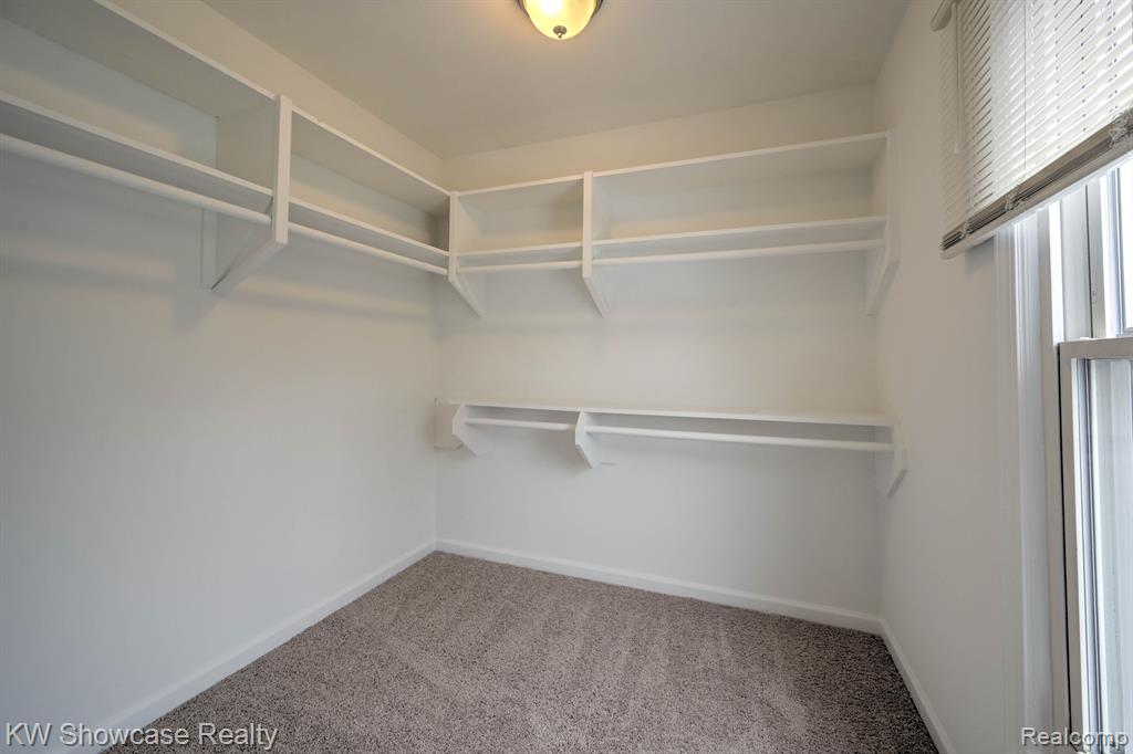 4238 STILL MEADOW Lane, West Bloomfield, MI 48323 — Photo 44