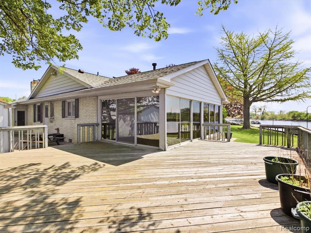 2857 Riverwood Court, Port Huron, MI 48060 — Photo 11