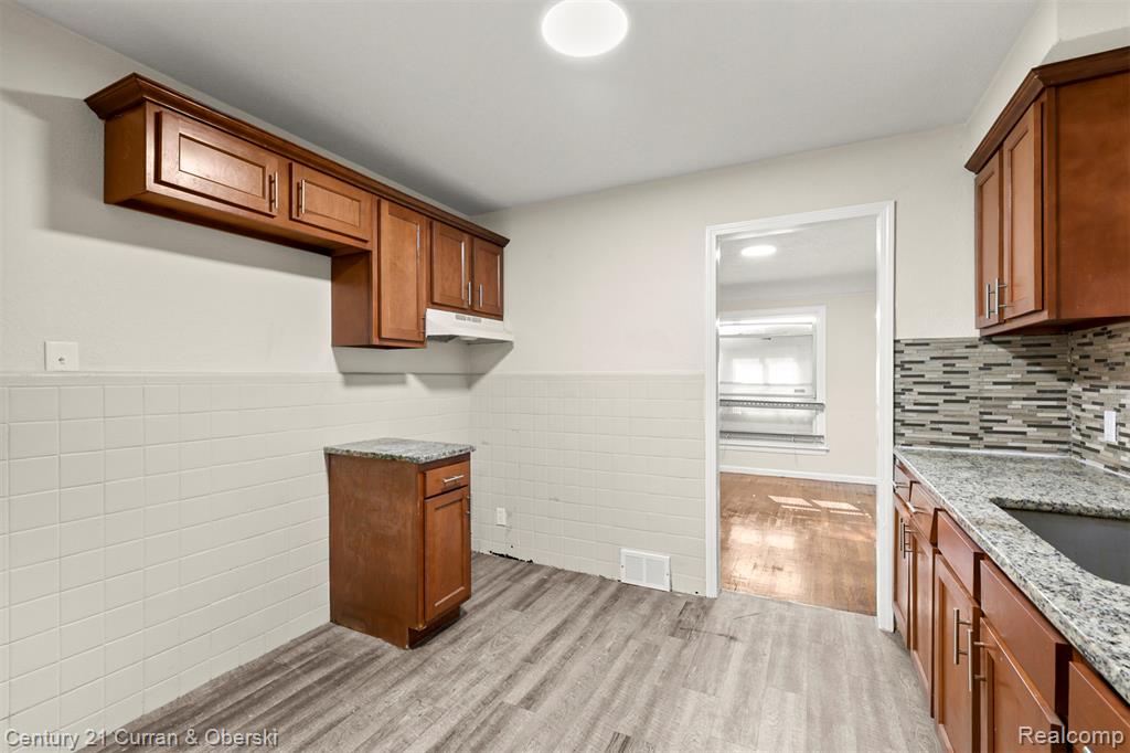 15011 Bringard Drive, Detroit, MI 48205 — Photo 10