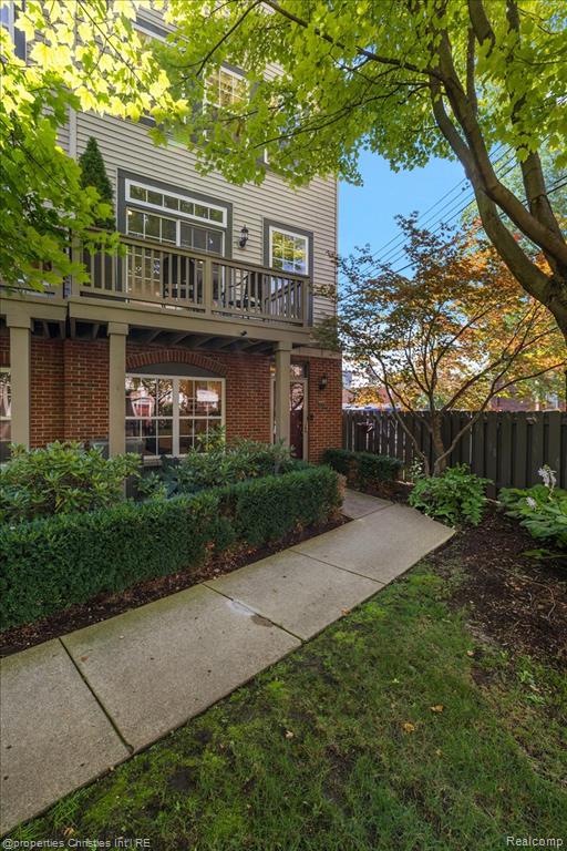 469 W Hancock Street, Detroit, MI 48201 — Photo 2