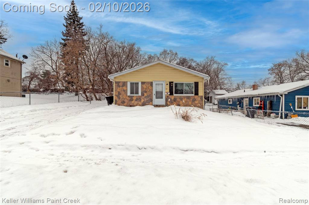 811 Melrose Street, Pontiac, MI 48340 — front exterior