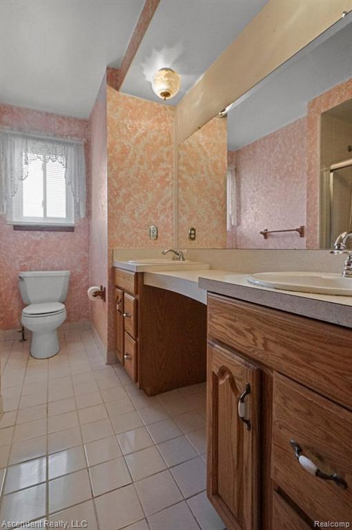 42763 MICHIGAN Drive, Sterling Heights, MI 48313 — Photo 15
