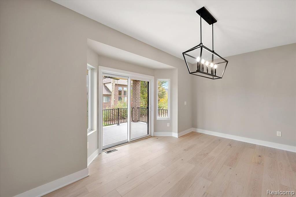 50352 Mistwood Drive, Macomb, MI 48042 — Photo 22