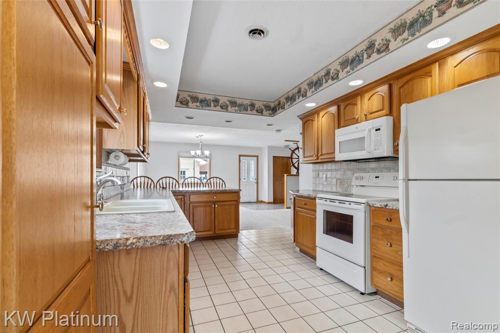 7811 Alexandria Drive, Ira, MI — Photo 13