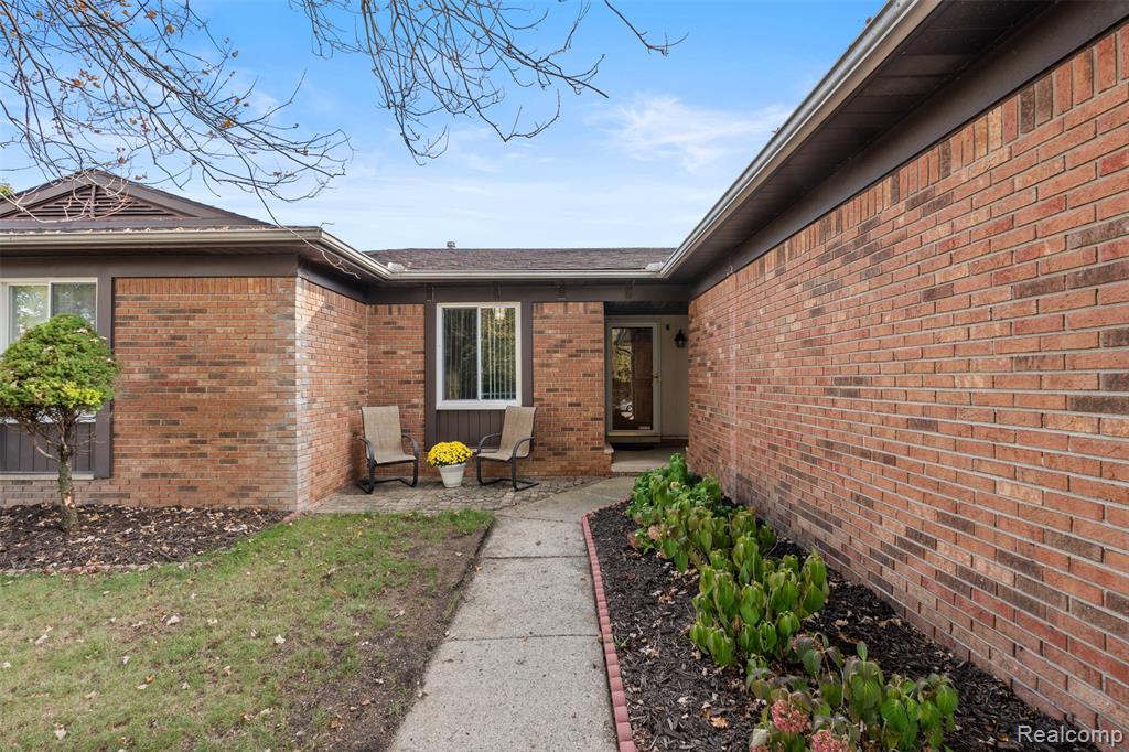 44999 N Spring Drive, Canton, MI 48187 — Photo 5
