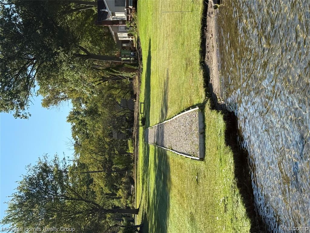 2910 LOON Drive, Wixom, MI 48393 — Photo 12