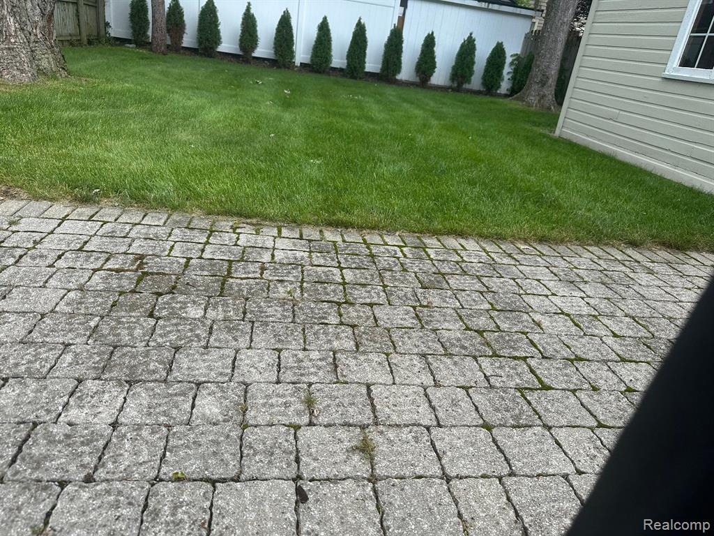 551 BIRD Avenue, Birmingham, MI 48009 — Photo 28