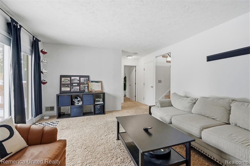 968 Touraine Avenue, East Lansing, MI 48823 — Photo 24