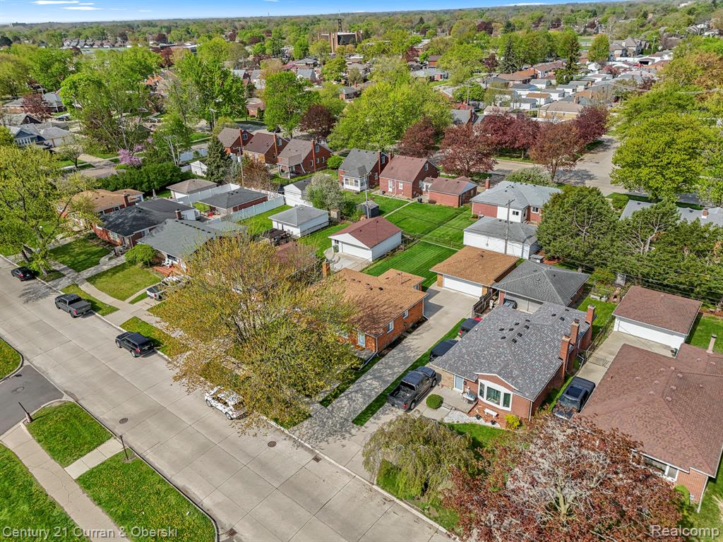 8262 Vine Avenue, Allen Park, MI 48101 — Photo 8