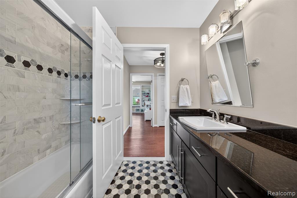 41621 Hempshire Street, Novi, MI — Photo 41