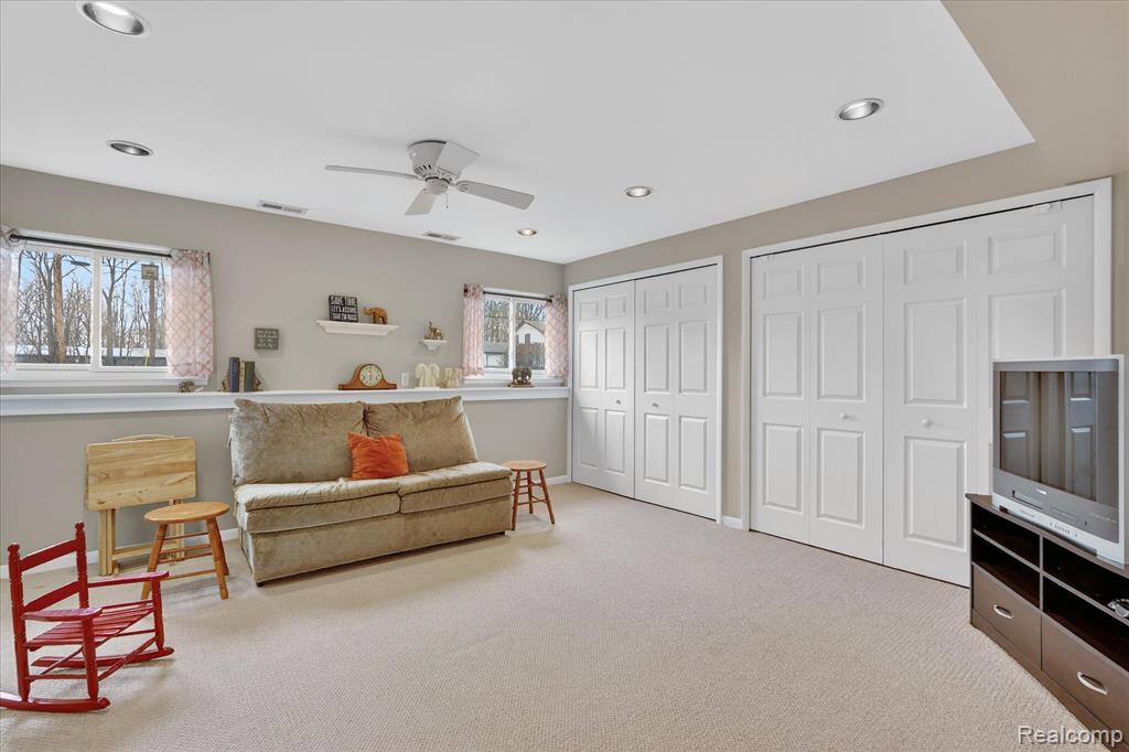 7336 Mustang Drive, Clarkston, MI — Photo 20