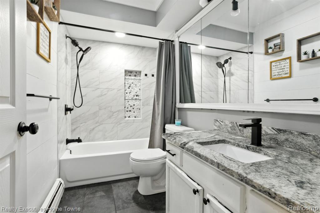 2037 Saint Clair River Drive, Algonac, MI 48001 — Photo 16