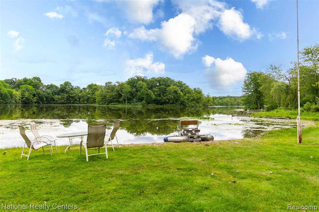 8706 Buckland Drive, South Lyon, MI 48178 — Photo 53