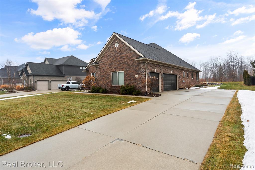 5439 Morgan Lake Drive, Clarkston, MI 48348 — Photo 3